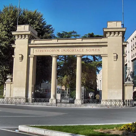 Porta Romana 3*